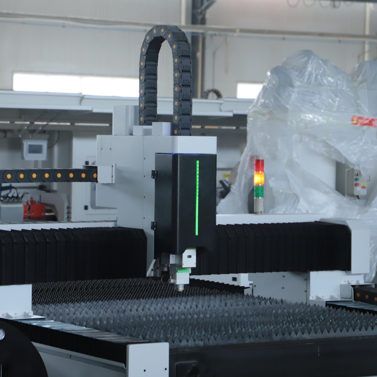 مخصصة العملاء دعم آلة القطع با - مراجعة Industrial Laser Cutter وسعره